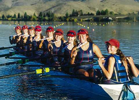Row with 2016 Jubilee Cup Winners